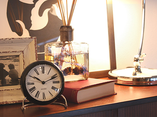 ROMAN Table clock